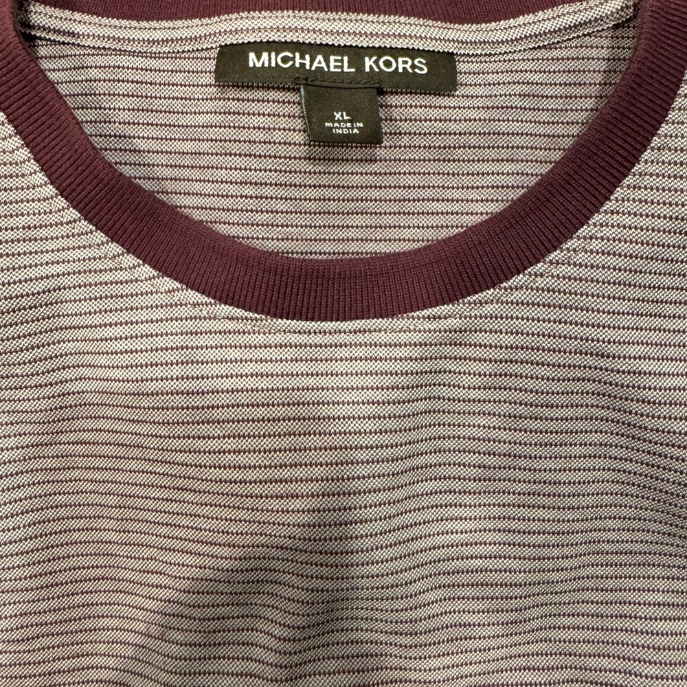 Brand new! Michael Kors XL Men’s Tshirt❤️💜